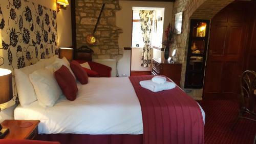 Hostal The Walnut Tree