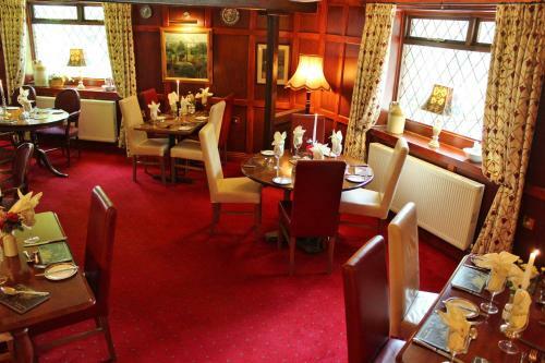 Hostal The Walnut Tree