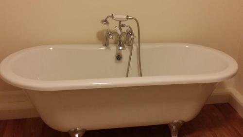 Hostal Roosecote Guest House
