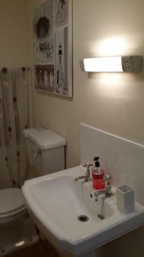 Hostal Roosecote Guest House