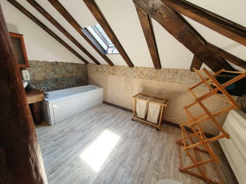 Hostal Pensiunea Casa Dacilor
