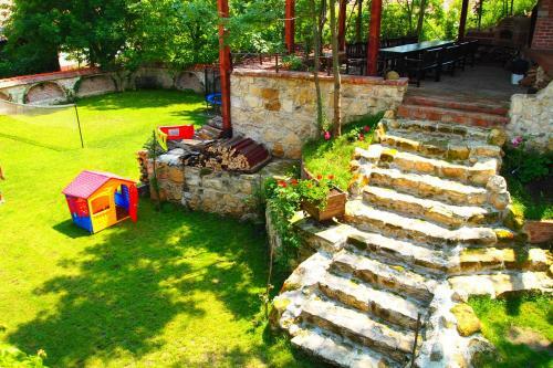 Hostal Pensiunea Casa Dacilor