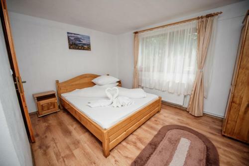 Hostal Casa Cristalul Muntilor