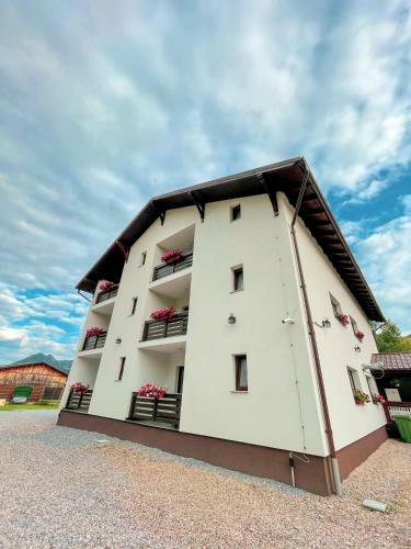Hostal Pensiunea Teomir