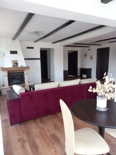 Hostal Victor House