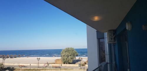 Seaview -beach Apartment