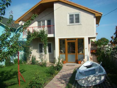 Hostal Vila Irina