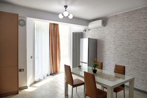 Sunny Apartments Alezzi Beach Resort