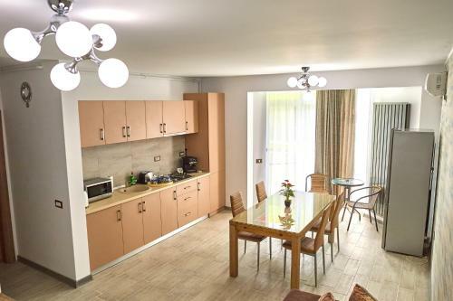 Sunny Apartments Alezzi Beach Resort