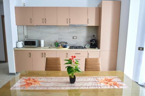 Sunny Apartments Alezzi Beach Resort
