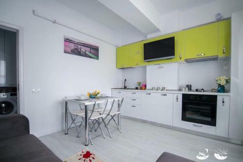 Apartel Joy