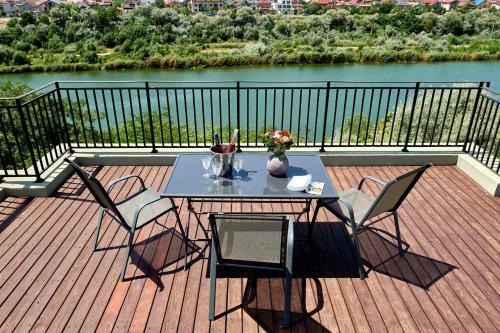 Brk Apartments