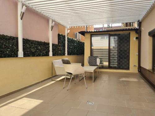 Apartament Cu Terasa