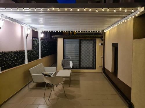 Apartament Cu Terasa