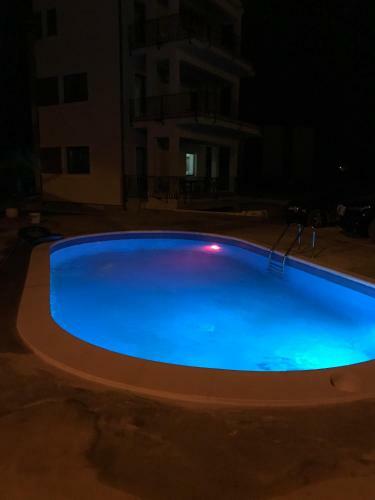 Hostal Breeze Villa Mamaia Nord