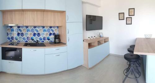 Millberry Beach Apartments