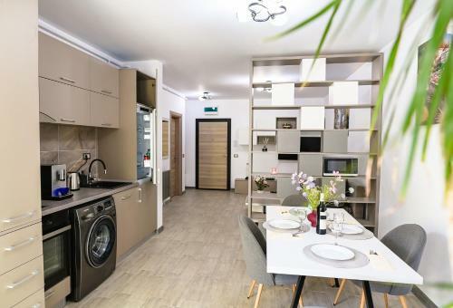Teemo Beach Apartment, Alezzi Beach Resort