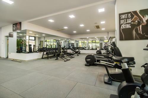 Green Apartment Spa N Pool Alezzi Beach Resort