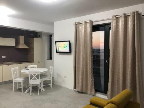Nico Apartments