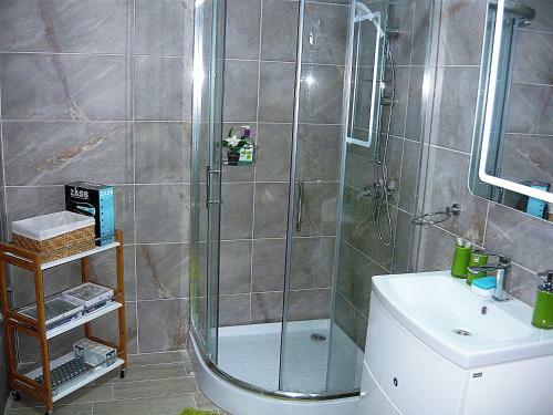 Apartament Blue Sky Alezzi
