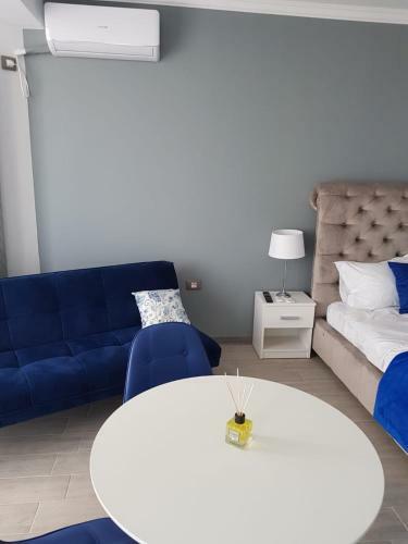 Apartament Blue Sky Alezzi