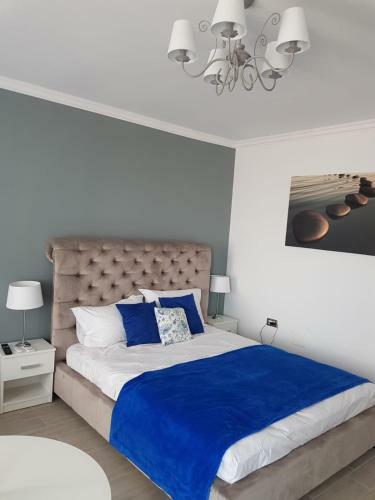Apartament Blue Sky Alezzi