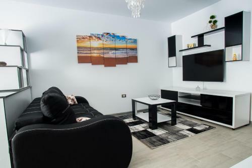 Apartament Alezzi Black&white 2