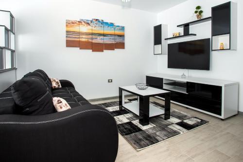 Apartament Alezzi Black&white 3