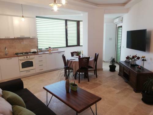 Twin Towers Apartments