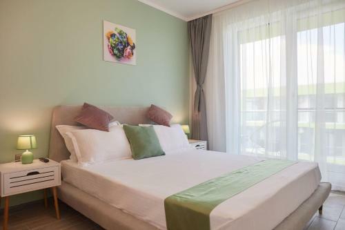 Calypso Apartment Spa N Pool Alezzi Beach Resort