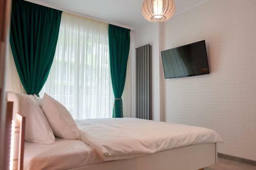 Endless Summer Apartment Spa N Pool Alezzi Beach Resort