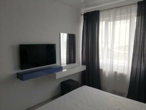 Alex Apartments One