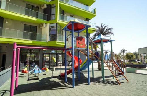 Alezzi Holiday Apartment 13 G