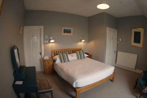 Hostal Summer Isles Hotel