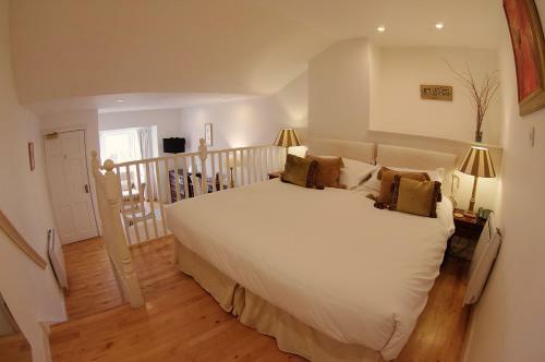 Hostal Summer Isles Hotel