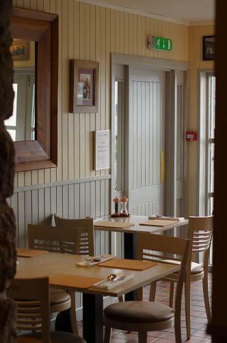 Hostal Summer Isles Hotel