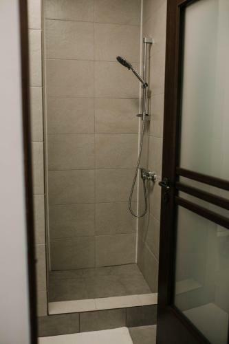 Paula Apartment & Rooms