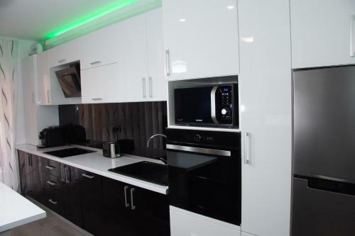 Modern Minimalist Apartment In Oradea