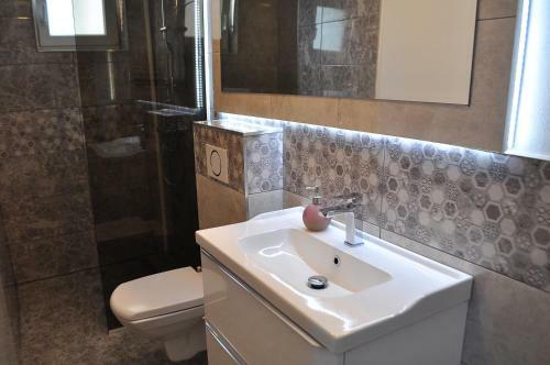 Hostal Pensiunea Delia
