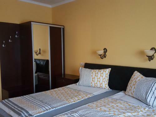 Hostal Alexia Rooms