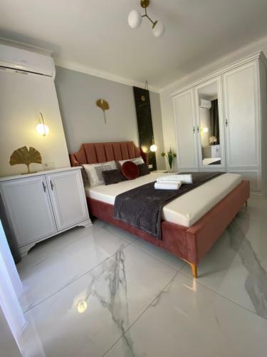 Marble Apartments