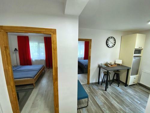 Highland Home - Lovely Cozy Apartment With Netflix