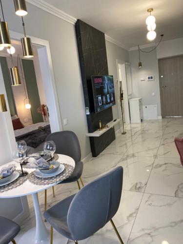 Marble Apartments 2