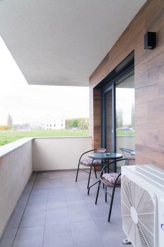 Apartament West