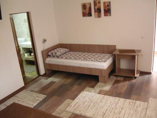 Hostal Casa De Oaspeti Liviu