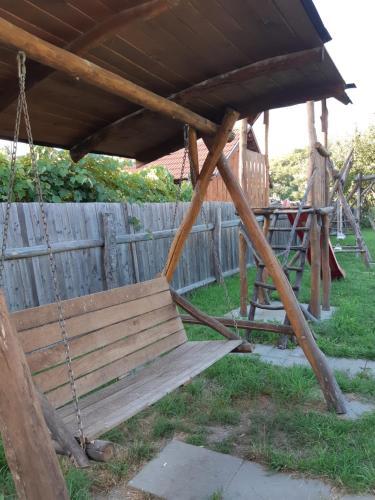 Bed & Breakfast Ibolya-imola(ungv�ri)