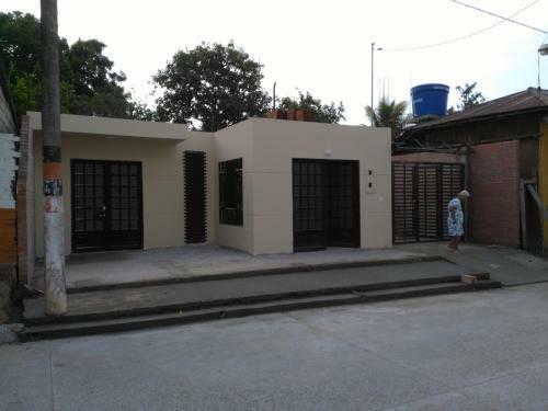 Hostal Alcarav�n Del Desierto