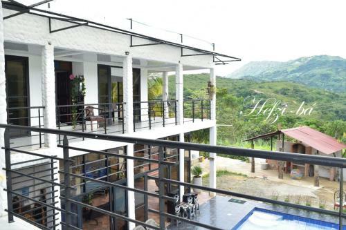 Villa Hefzi-ba Finca Vacacional