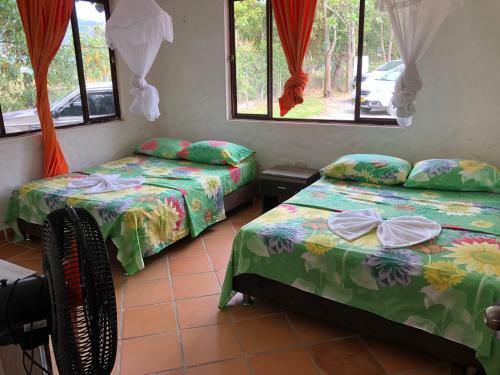 Caba�as Campestres En Villavicencio