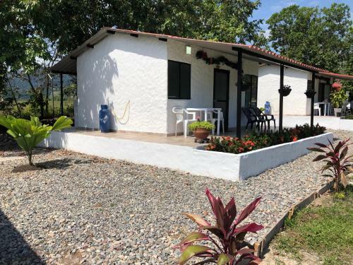 Caba�as Campestres En Villavicencio